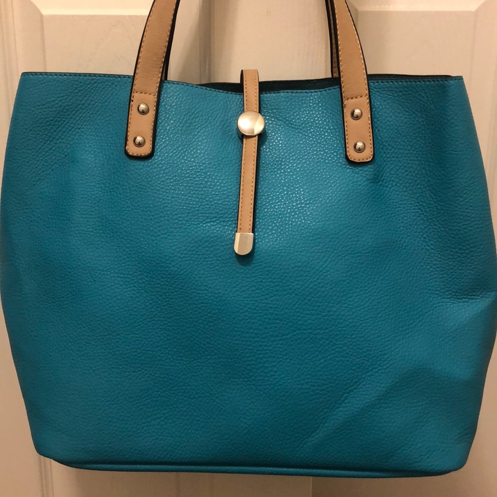 Blue shoulder bag
